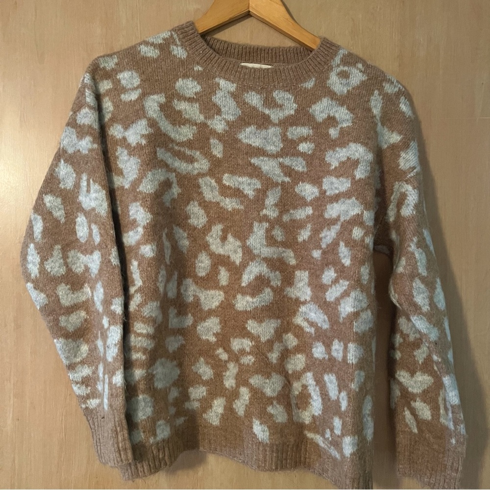 Leopard Print Sweater size S/M